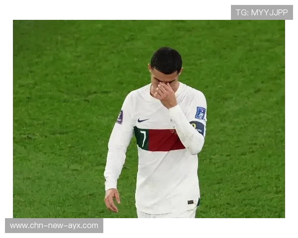 世界杯球队进行战术封闭训练，保持竞技专注度